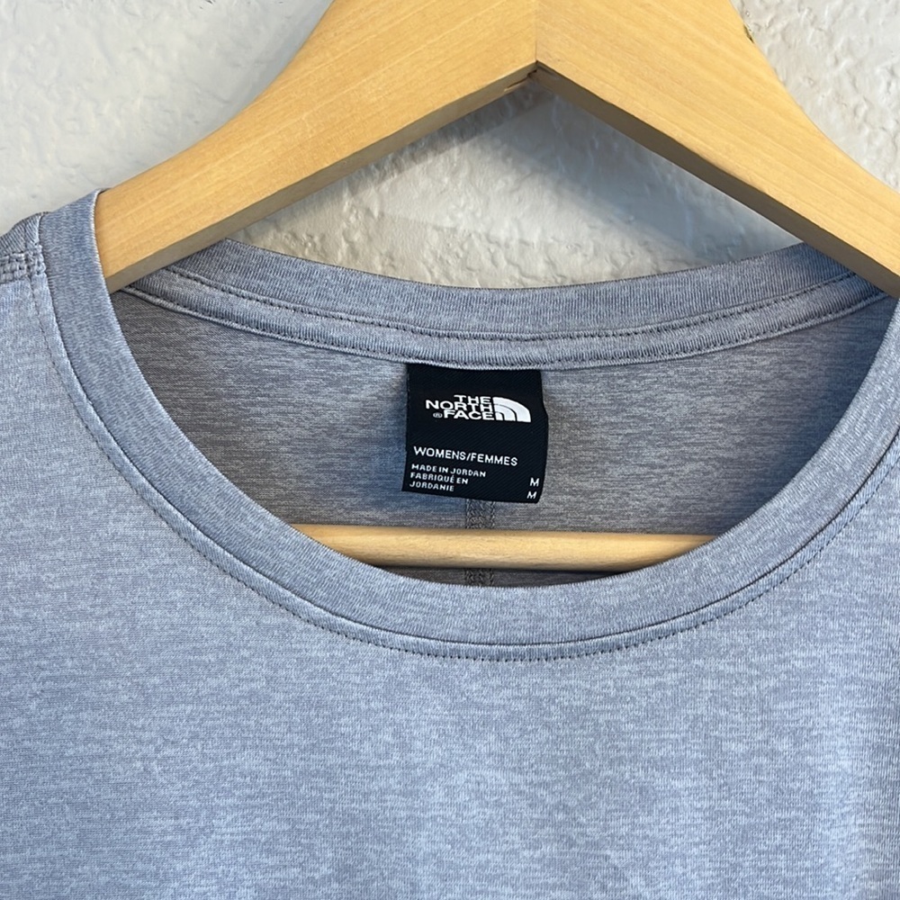 The North Face Elevation Tee Shirt Dri Fit Gray size Medium - Picture 4 of 7